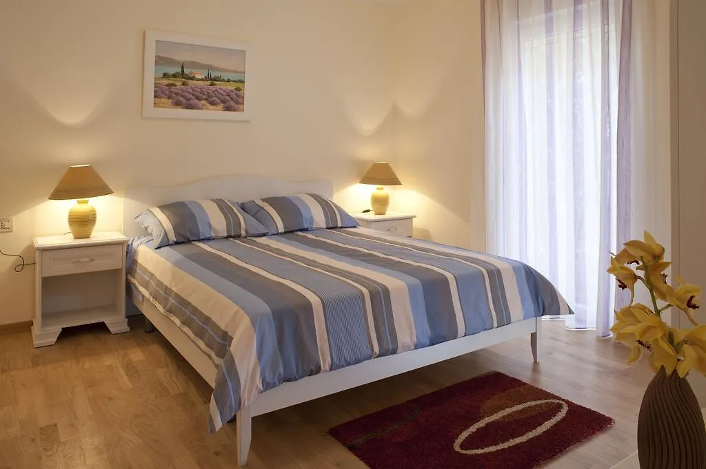 Villas Almar Solin 0*, Soline (Krk) Croatia